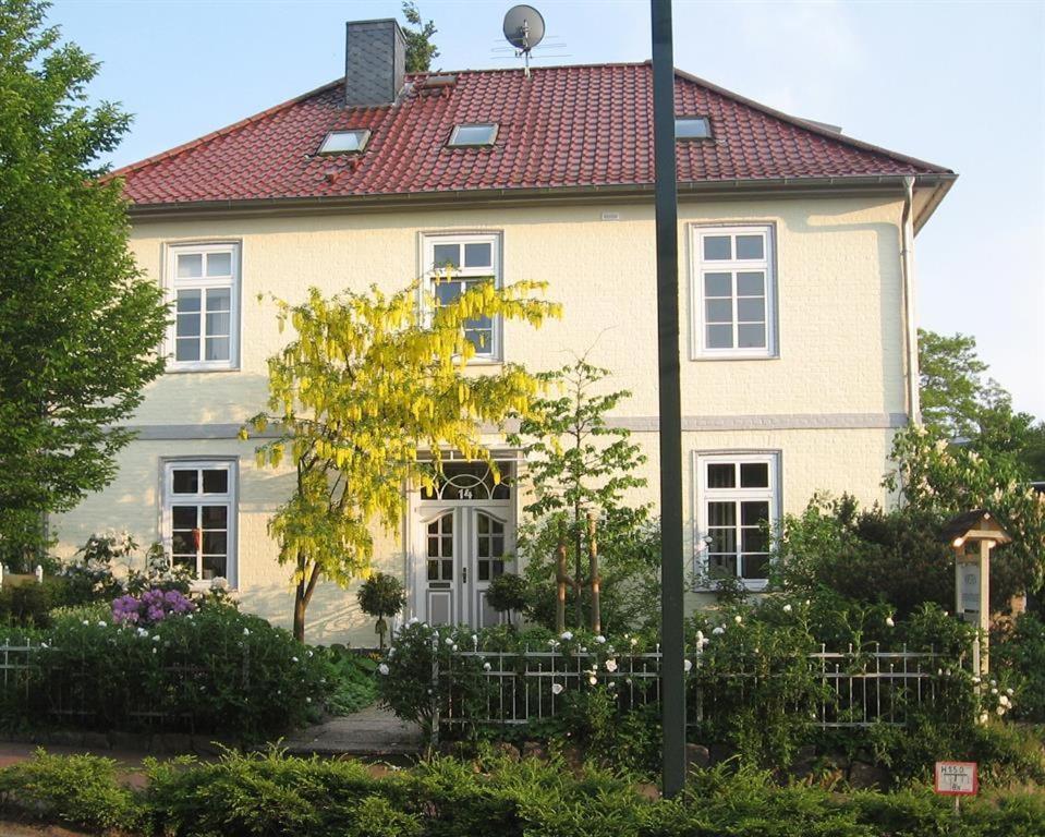 Altes Schulhaus Apartment Bad Schwartau Bagian luar foto